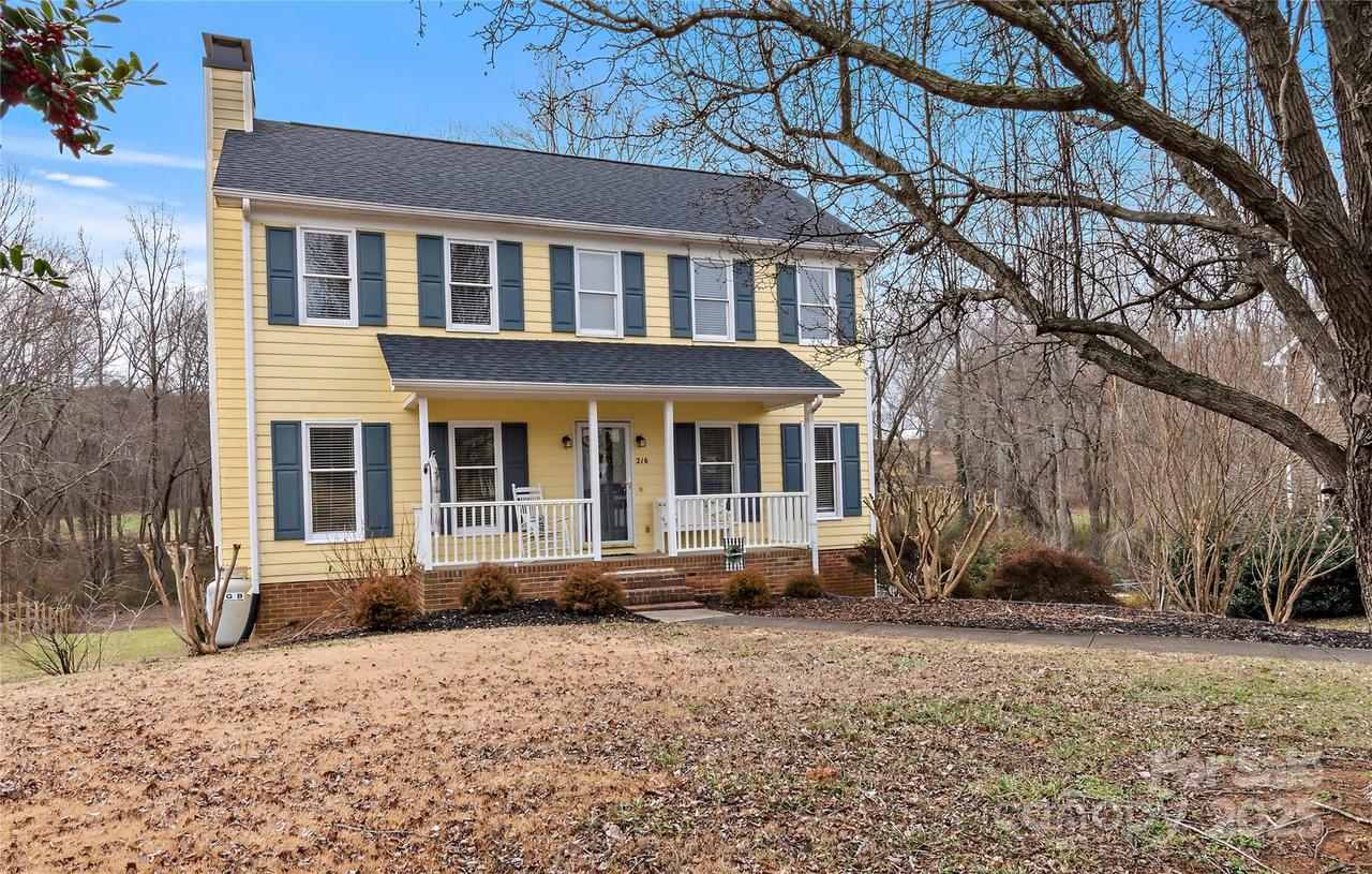216 Winfield Dr. #10, King, NC 27021