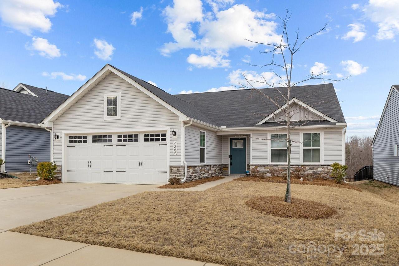 4209 Jones Creek Ln., Charlotte, NC 28215