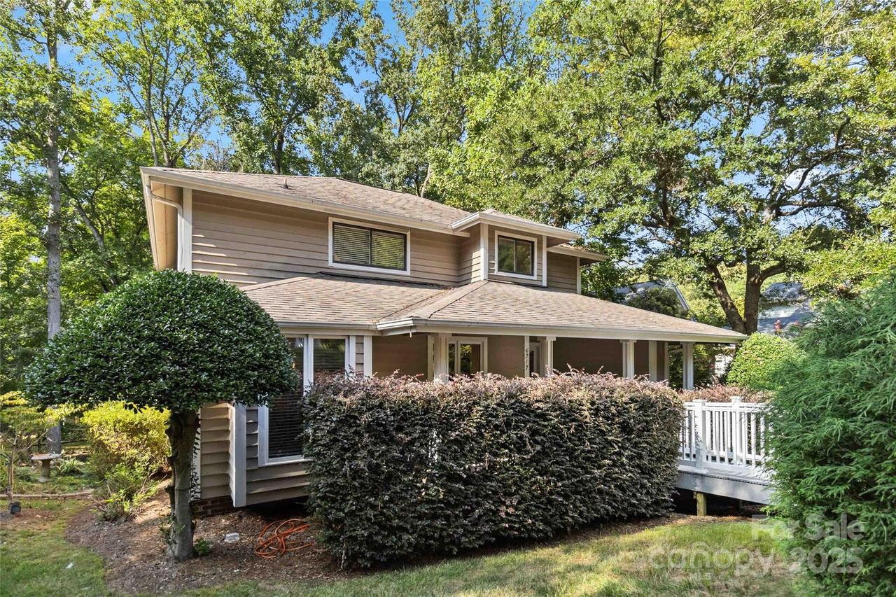 6717 Paces Ferry Ln., Charlotte, NC 28226