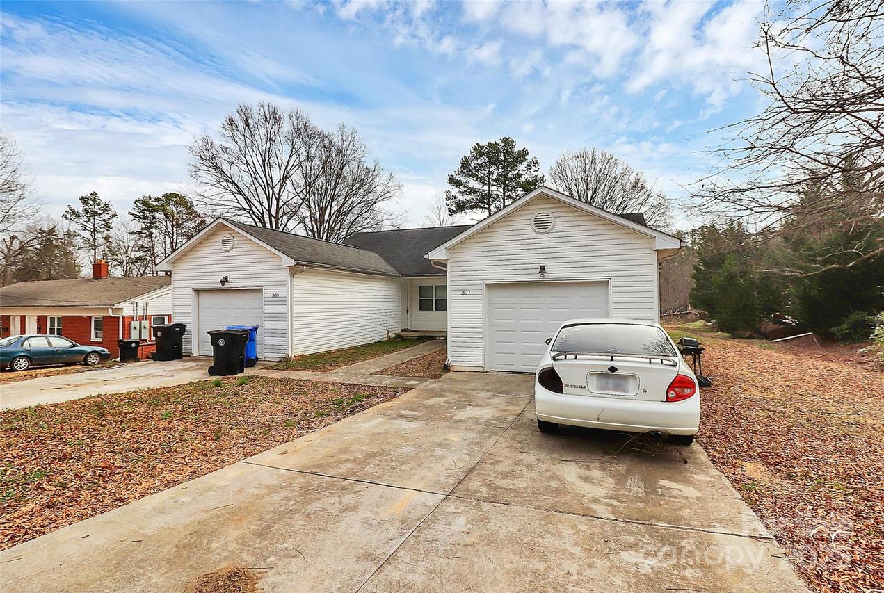 307 W Mcneely Ave., Mooresville, NC 28115