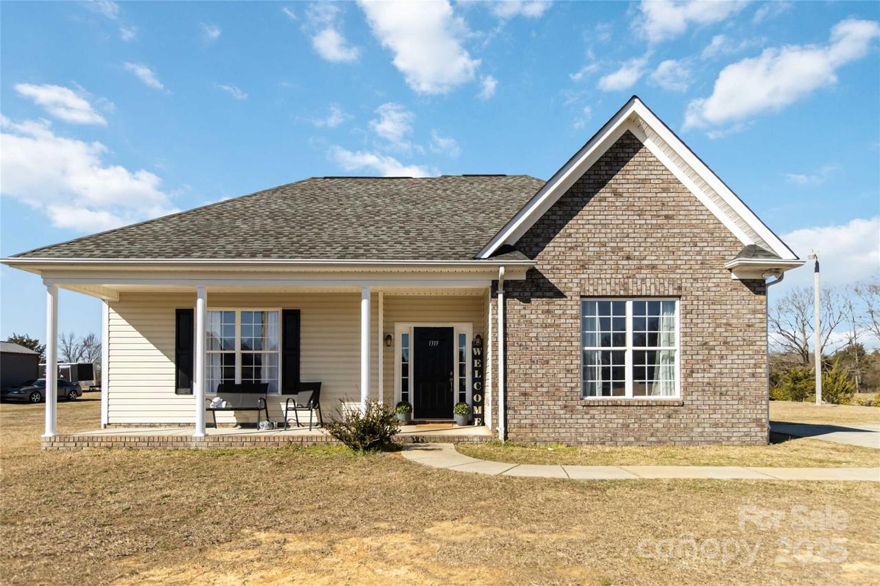 1319 Sam Cox Ln., Wingate, NC 28174
