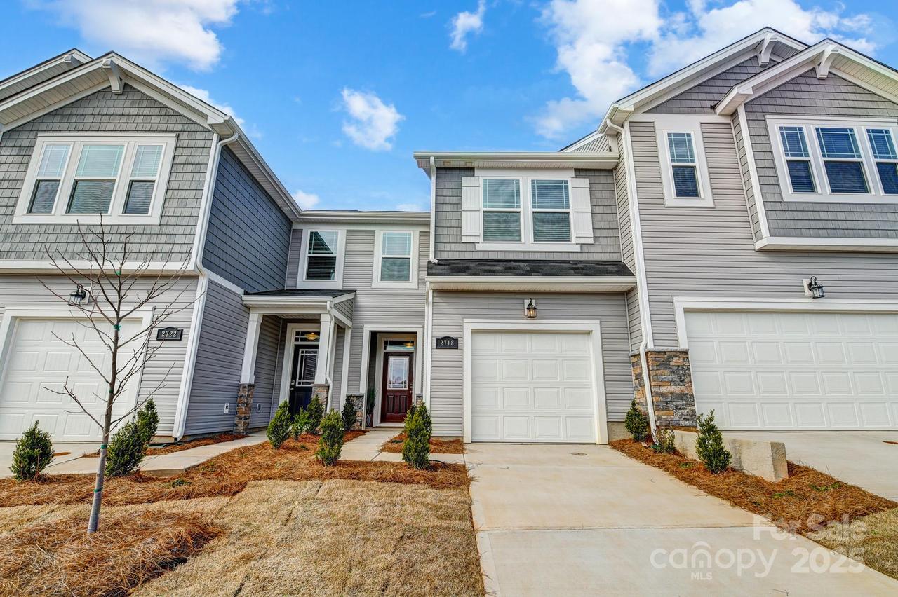 8027 Downy Oak Ln., Charlotte, NC 28269