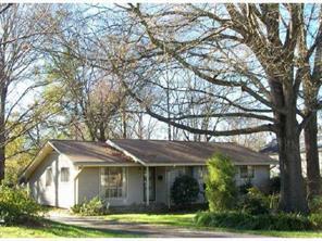 3200 Frederick Pl., Charlotte, NC 28210