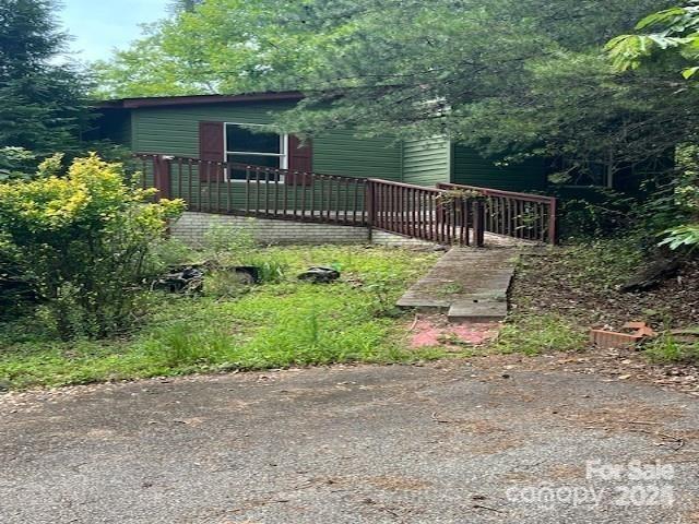 771 Bishop Ln., Mill Spring, NC 28756
