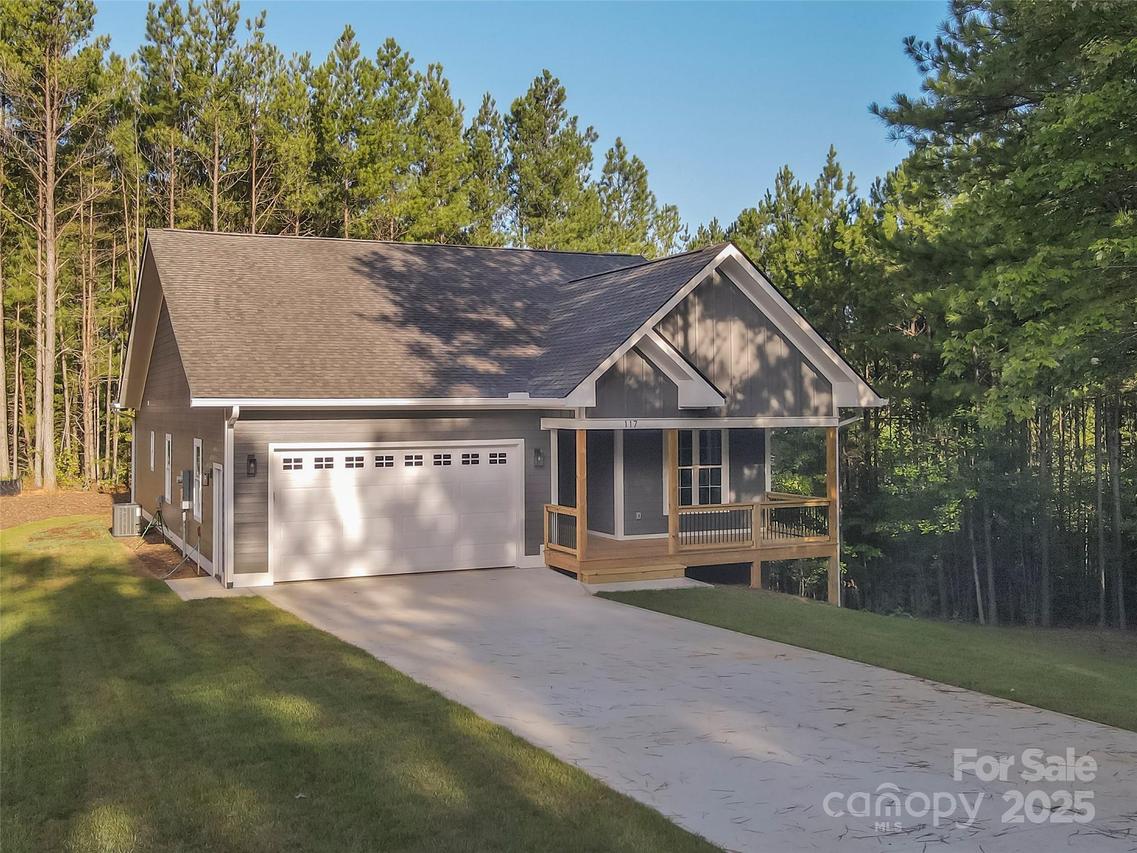 117 Ashley Ct., Mill Spring, NC 28756