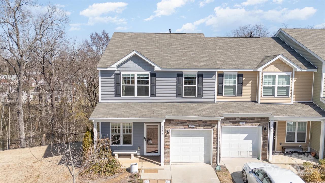 6503 Revolutionary Tr. #1601, Charlotte, NC 28217