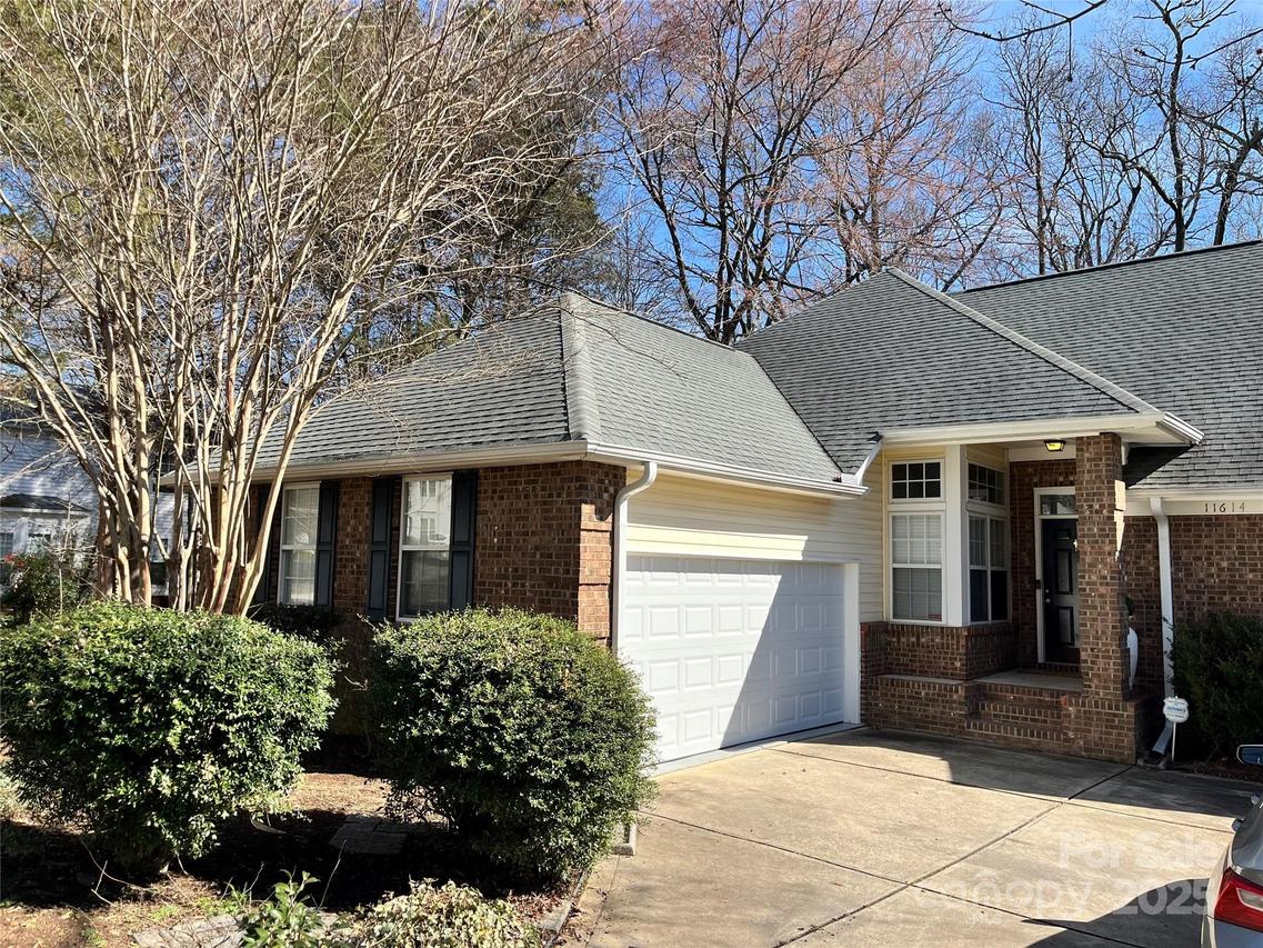 11614 Withers Mill Dr., Charlotte, NC 28278