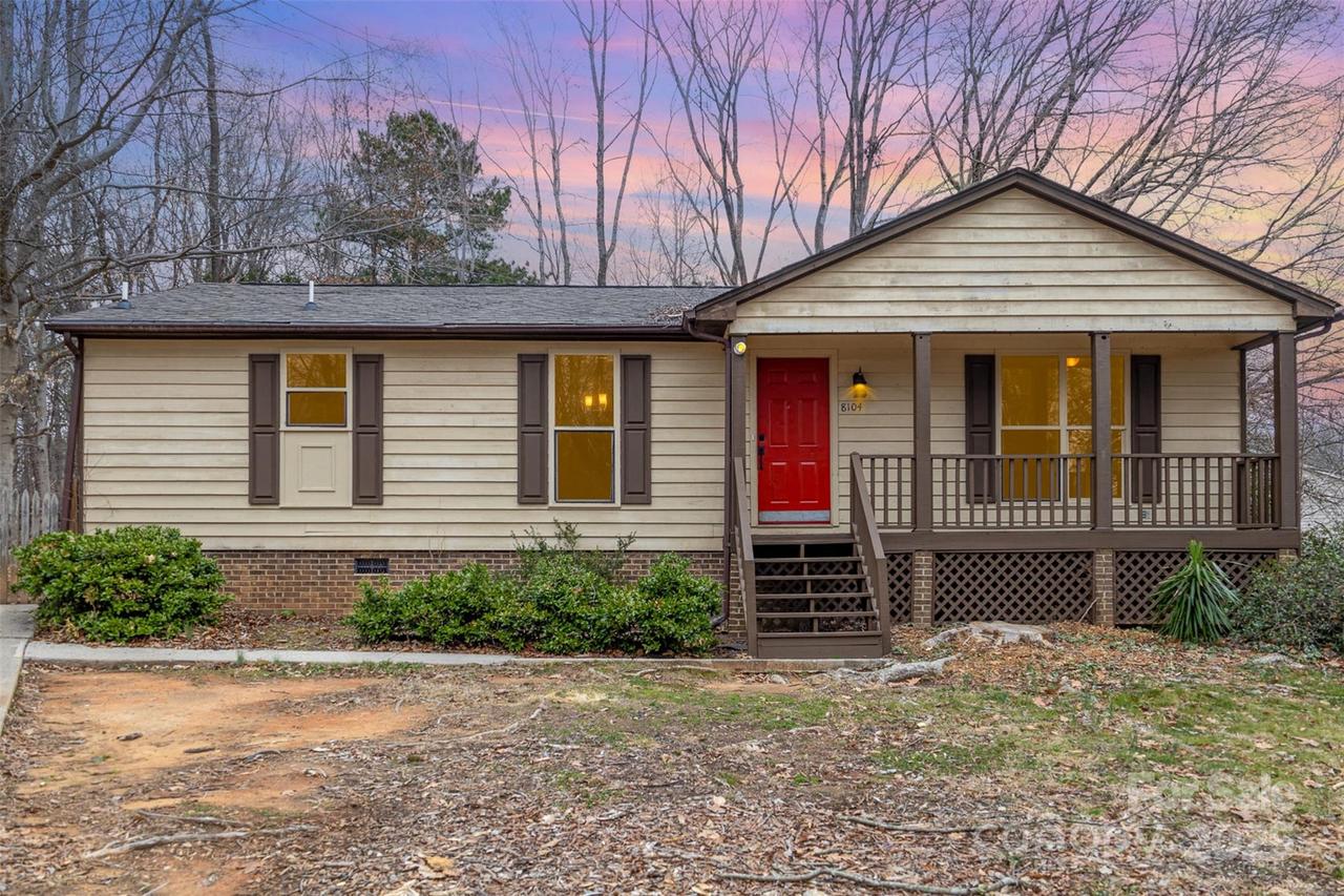 8104 Tamalpais Ct., Charlotte, NC 28215
