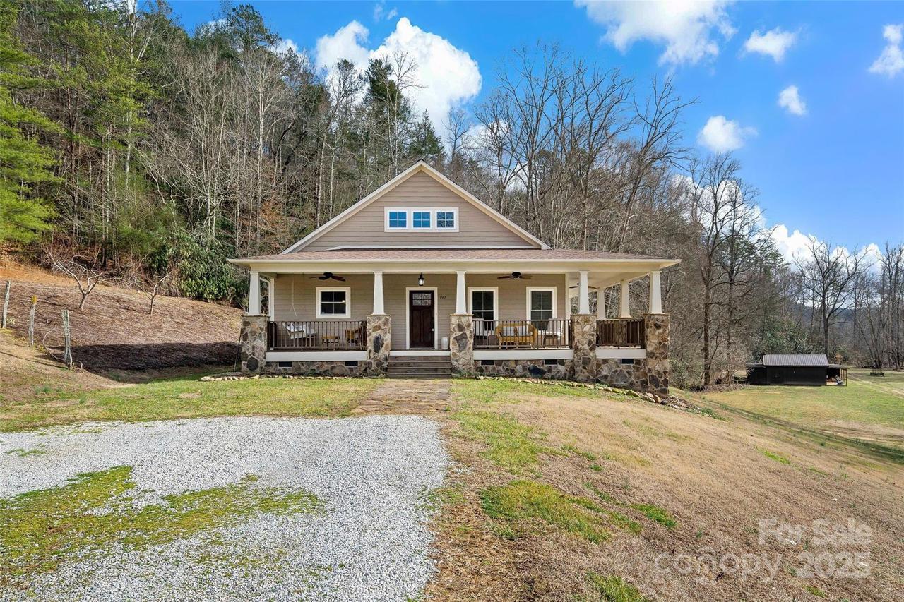 192 Mountain View Rd., Marion, NC 28752