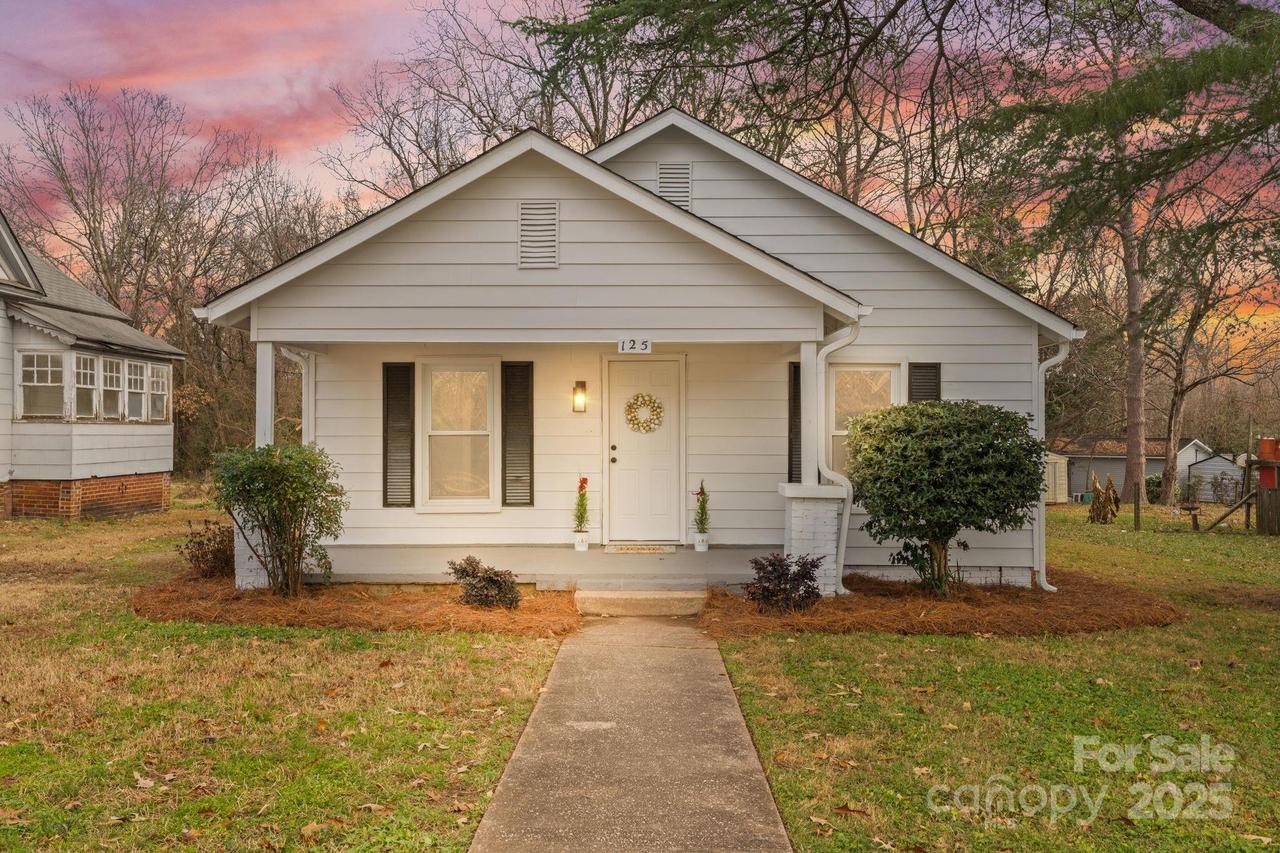 125 E Division Ave., East Spencer, NC 28039