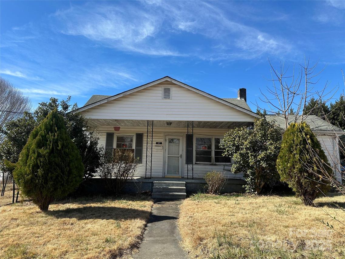 47 Main St., Marion, NC 28752