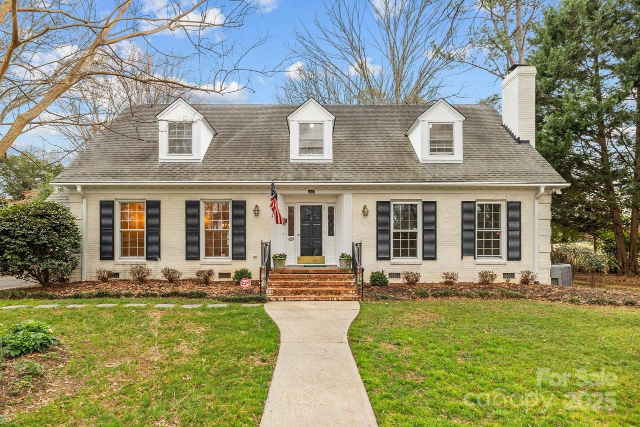 3107 Cloverfield Rd., Charlotte, NC 28211