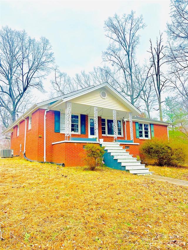 360 Spring St., Marion, NC 28752