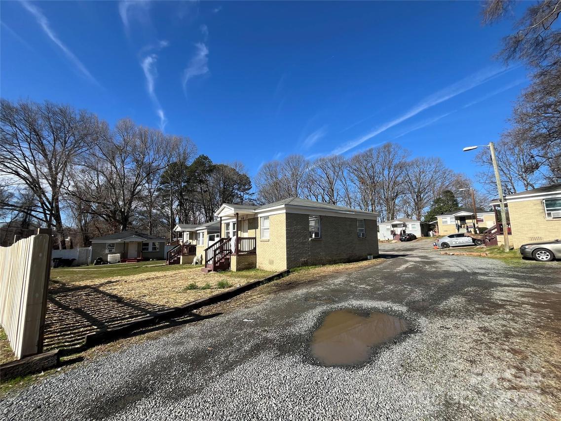 2416 Julia Ave., Charlotte, NC 28206