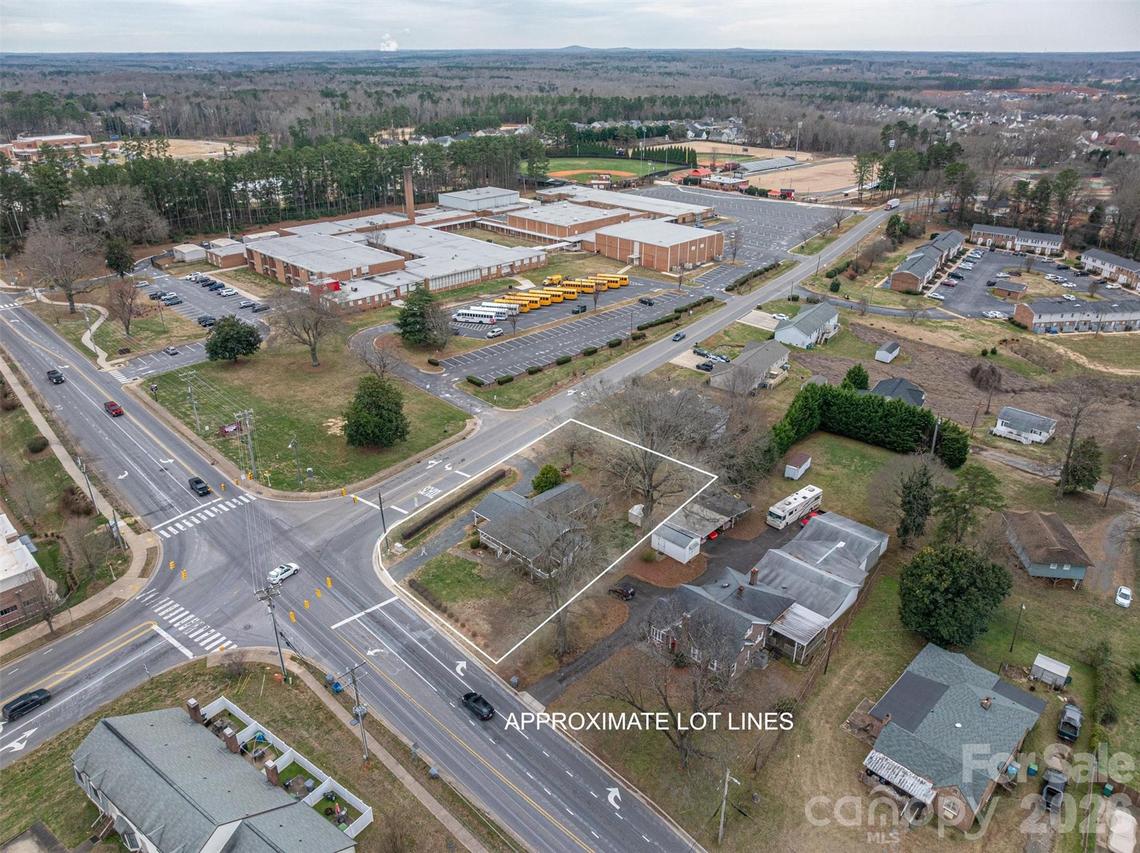 816 S South Point Rd., Belmont, NC 28012