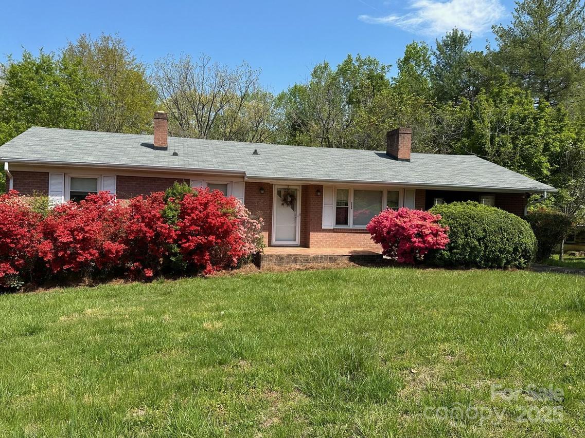 1052 Orchard St., Valdese, NC 28690
