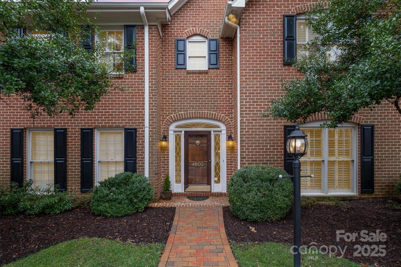 4605 Curraghmore Rd., Charlotte, NC 28210