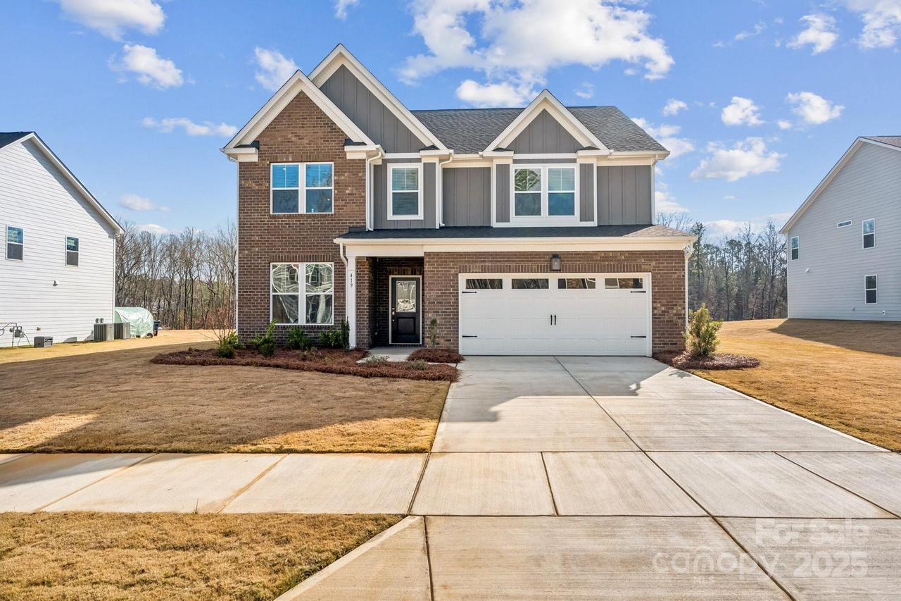 419 Balboa St., Matthews, NC 28104
