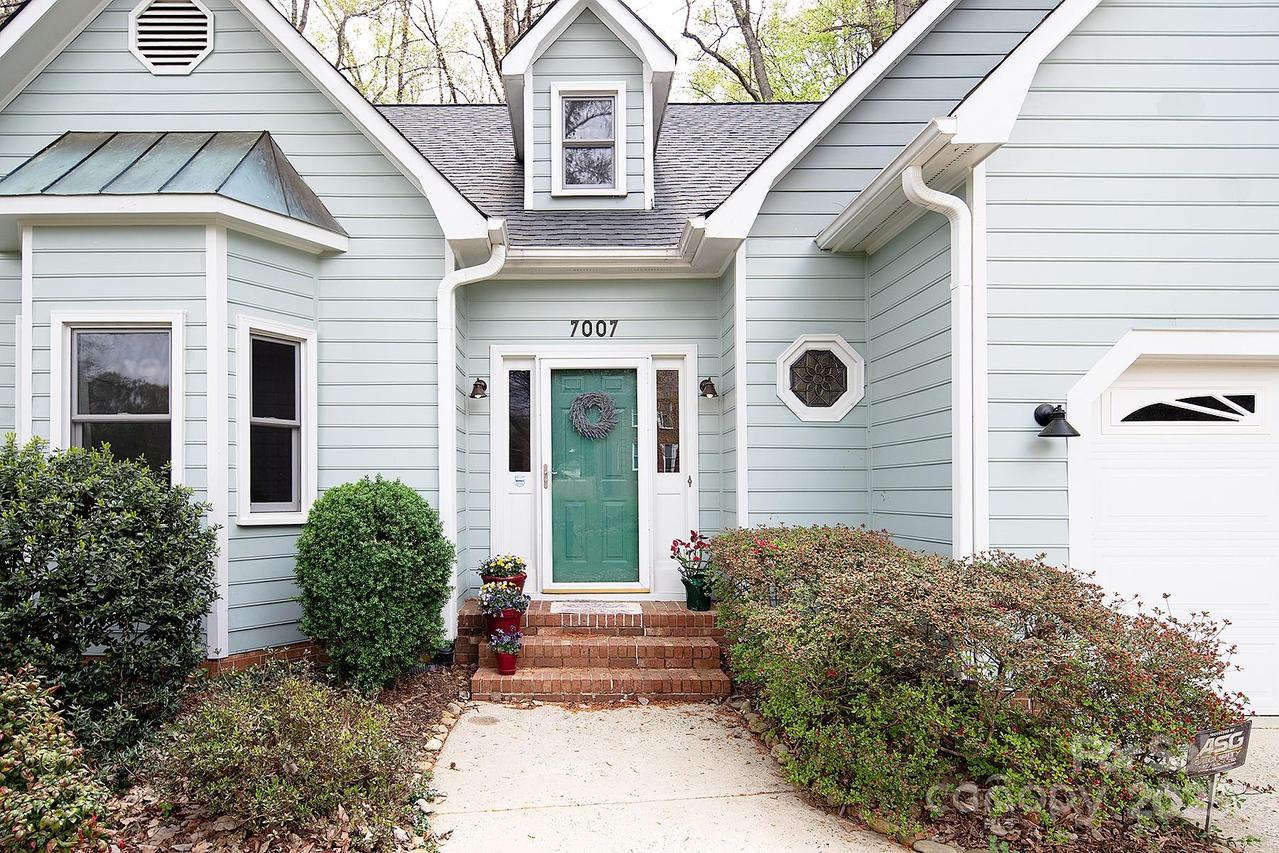 7007 Chapparall Ln., Charlotte, NC 28215