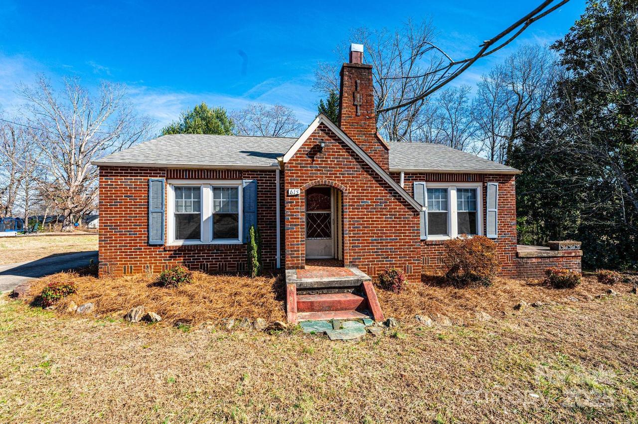 615 Laurel St., Valdese, NC 28690