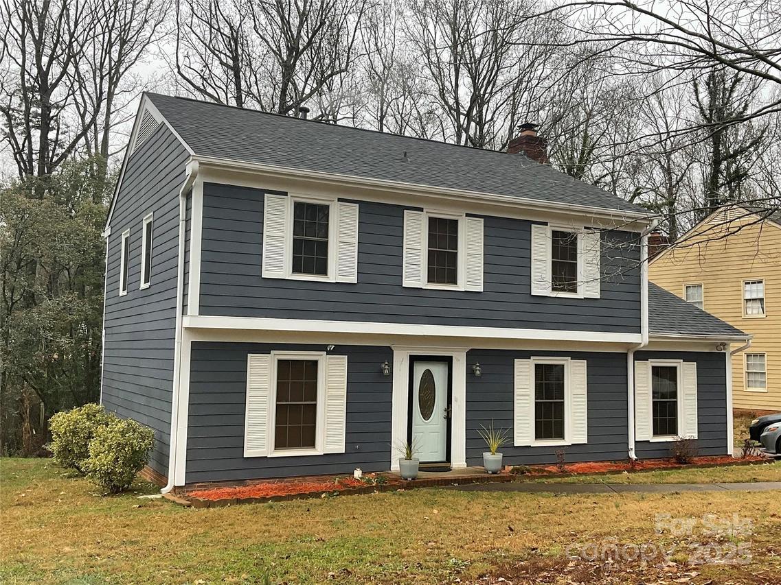 4922 Rivergreen Ln., Charlotte, NC 28227