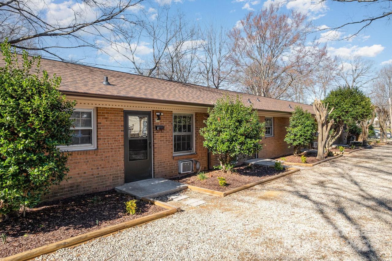 745 Arbor St., Concord, NC 28025