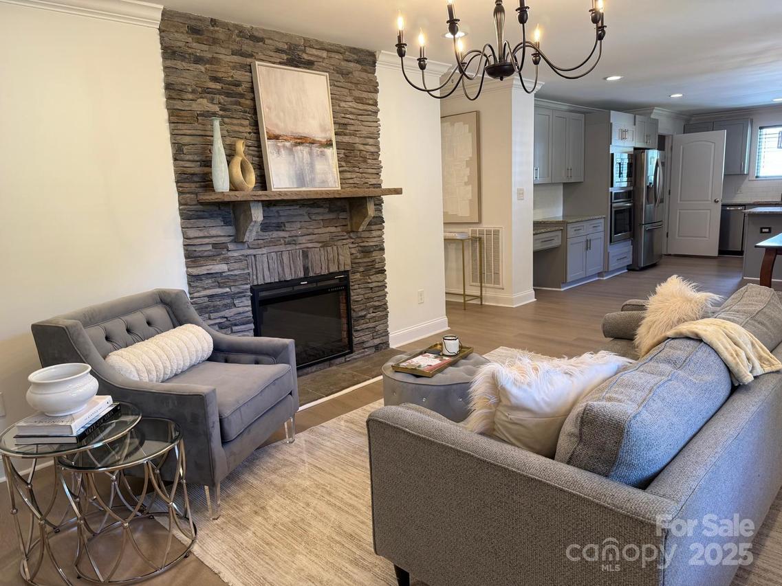 3332 Draper Ave., Charlotte, NC 28205