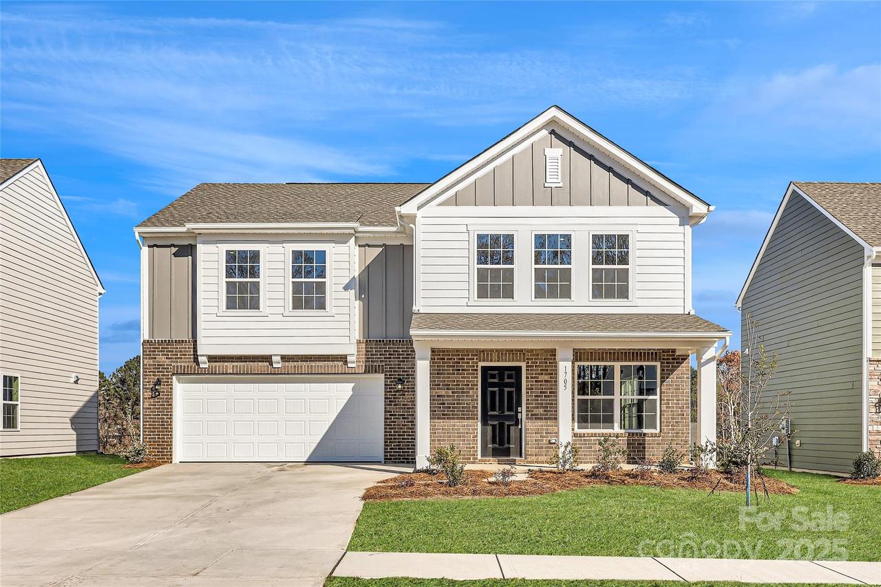 1705 Wooten Way, Bessemer City, NC 28016