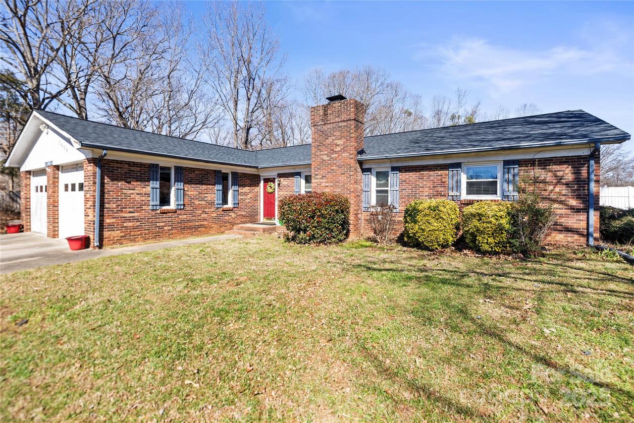 2659 Surrey Dr., Lincolnton, NC 28092