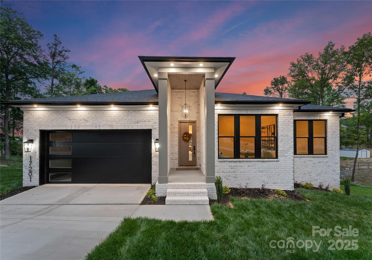 17201 Green Hill Rd., Charlotte, NC 28278
