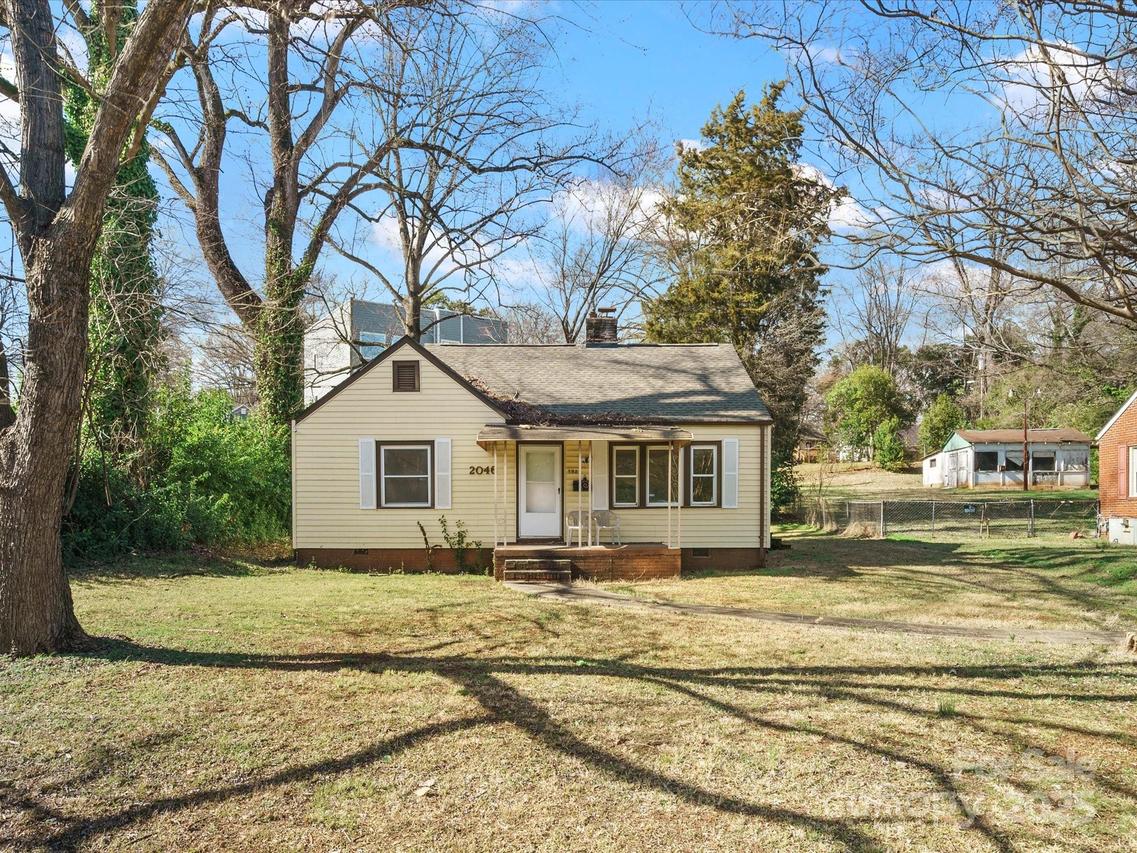 2046 Revolution Park Dr., Charlotte, NC 28208
