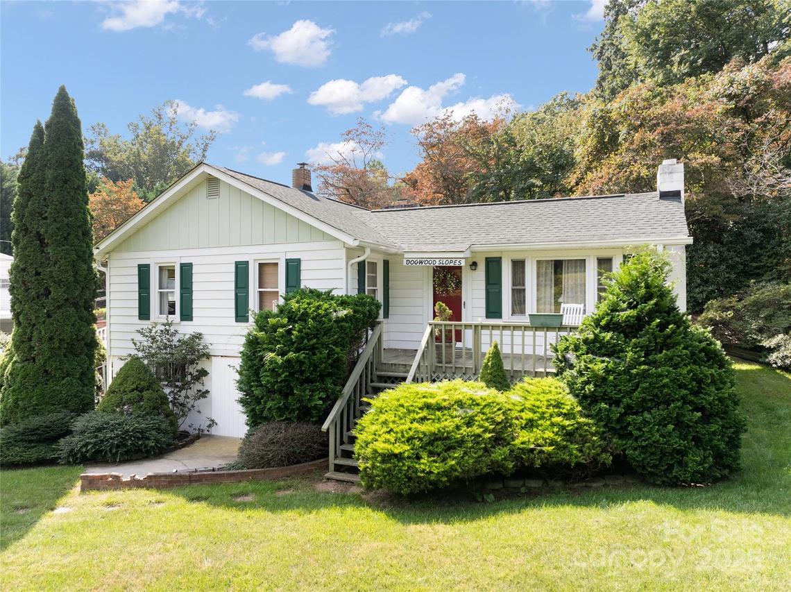 338 Morgan Rd., Candler, NC 28715