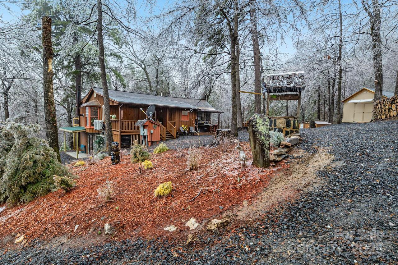 433 Waterfall Rd., Millers Creek, NC 28651