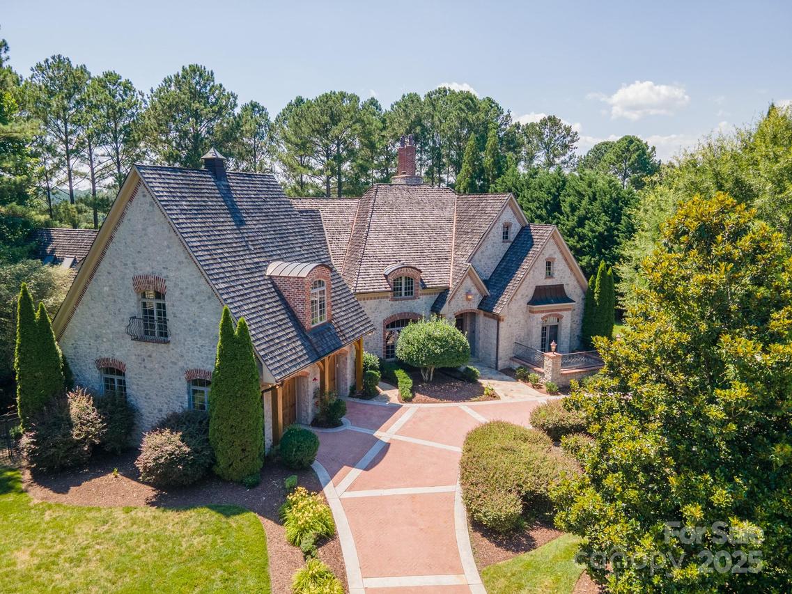 1515 Baltusrol Dr., Denver, NC 28037