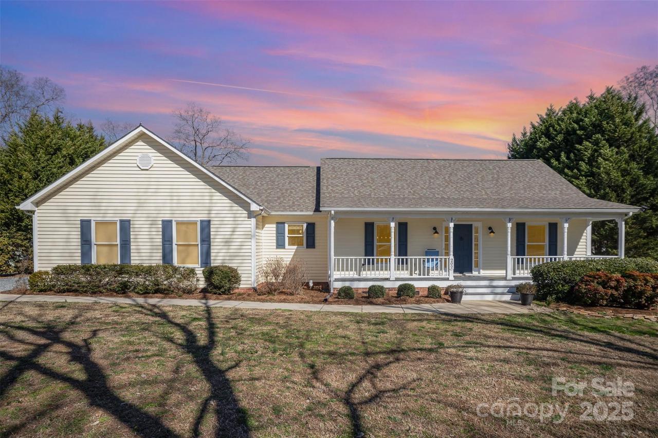 202 Oakwood St., Stanfield, NC 28163