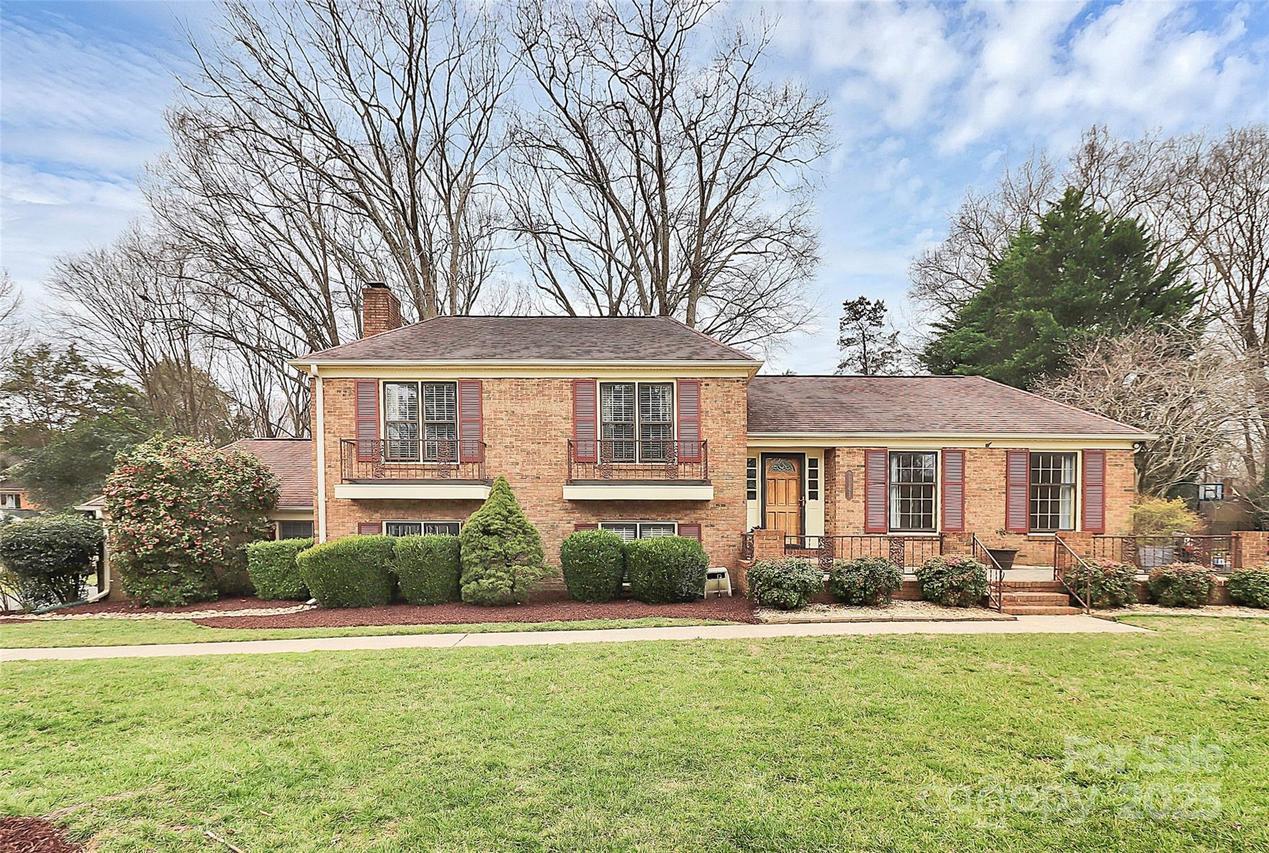 7141 Lancer Dr., Charlotte, NC 28226