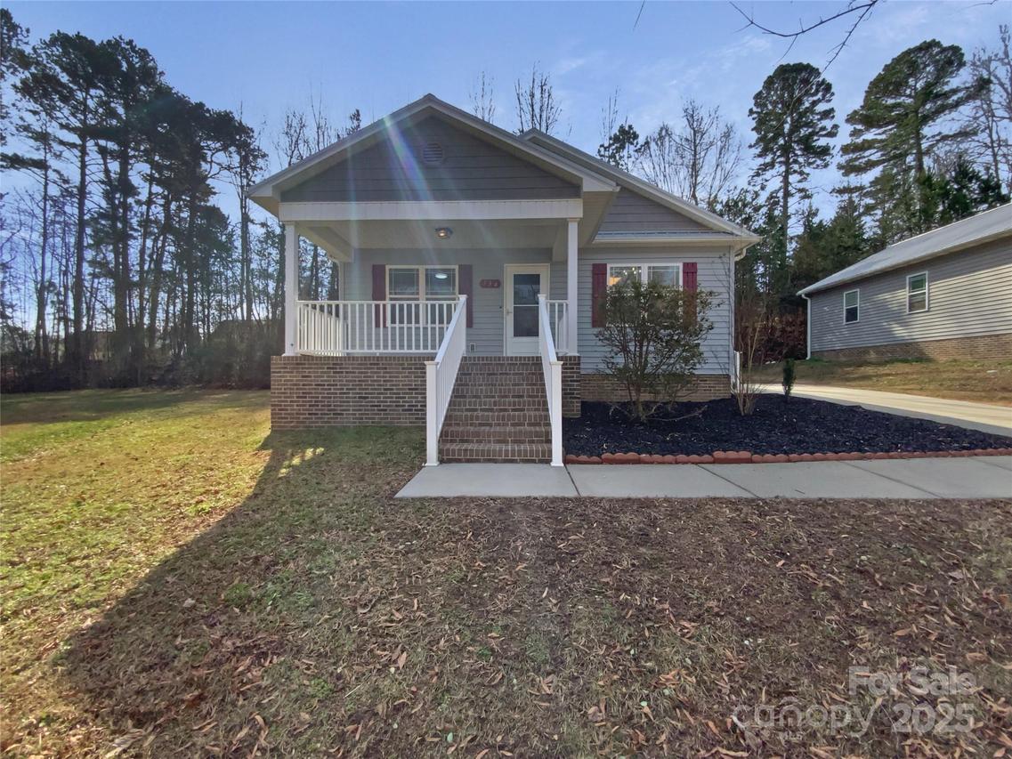 134 Burke Cir., Mooresville, NC 28115