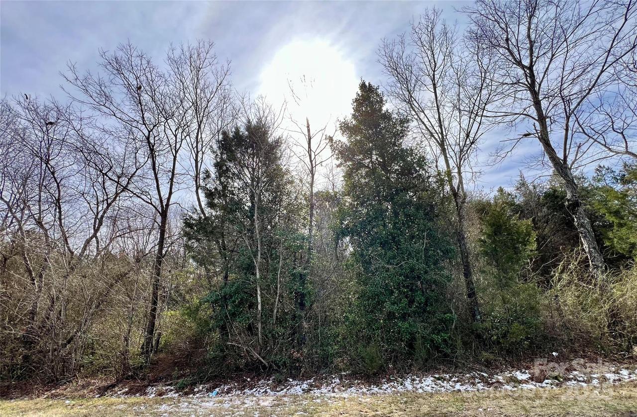 000 Sheffield Rd., Harmony, NC 28634
