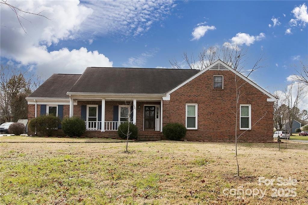 4421 Truscott Rd., Charlotte, NC 28226