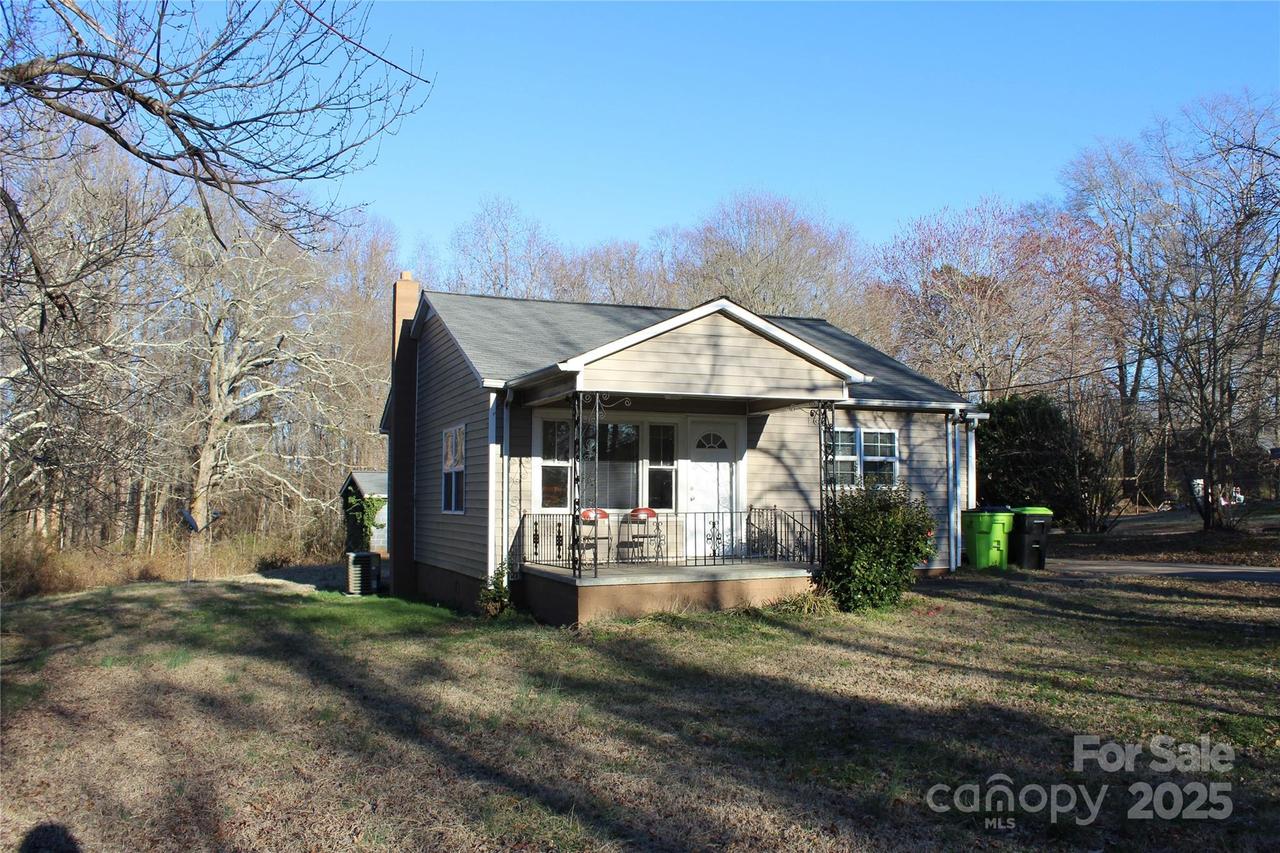 368 Piney Mountain Church Rd., Ellenboro, NC 28040