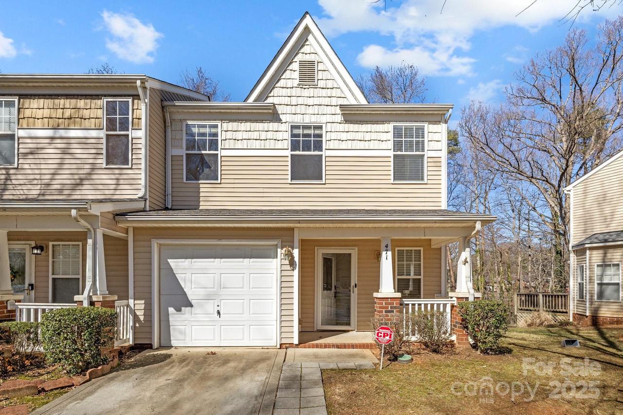 471 Doughton Ln., Charlotte, NC 28217