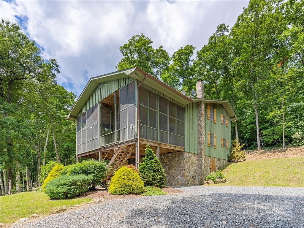167 Bold Springs Rd., Sylva, NC 28779