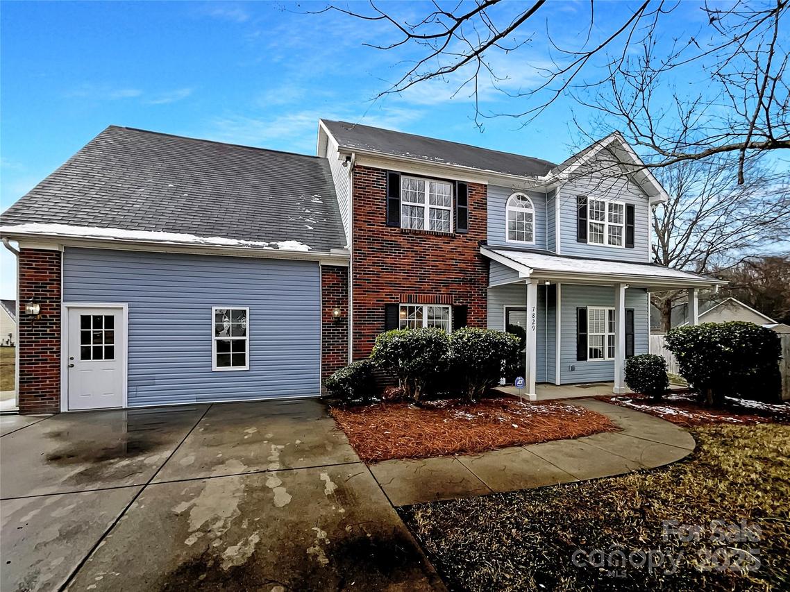 7829 Buddy Holly Rd., Charlotte, NC 28216
