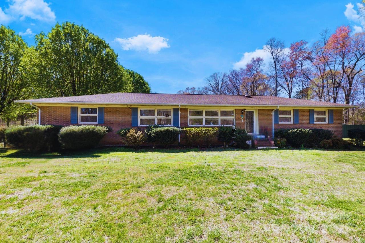 4937 Lebanon Dr. #1, Charlotte, NC 28273