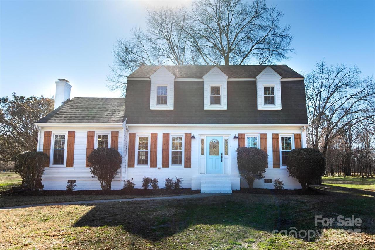 2918 Medlin Rd., Monroe, NC 28112
