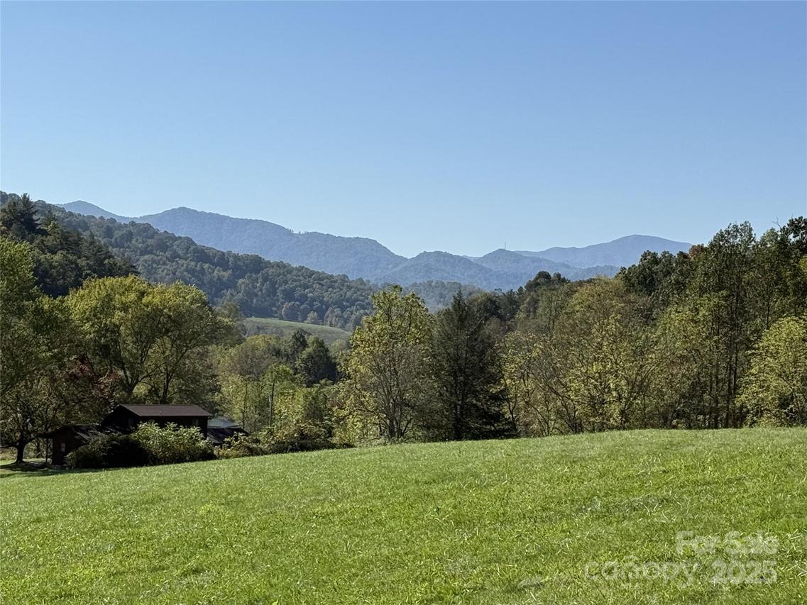 132 Hurd Rd., Canton, NC 28716