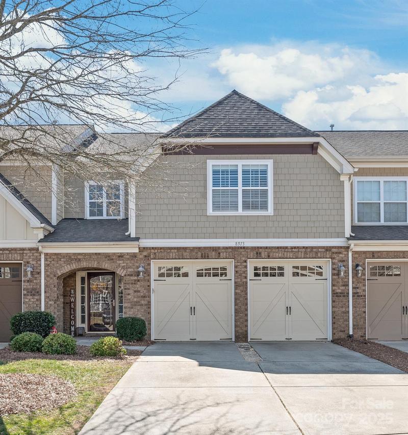 8513 Loxton Cir., Charlotte, NC 28214