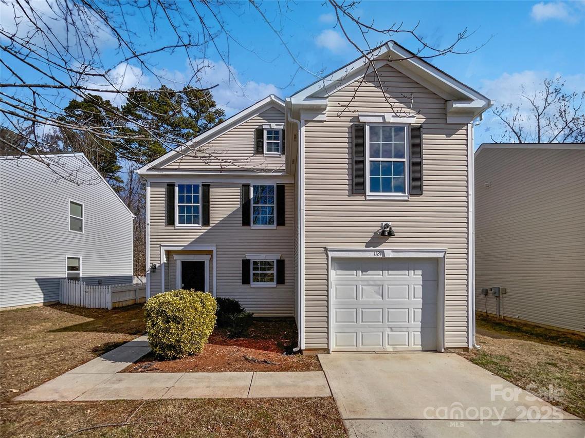 1121 Swearngan Ridge Ct., Charlotte, NC 28216