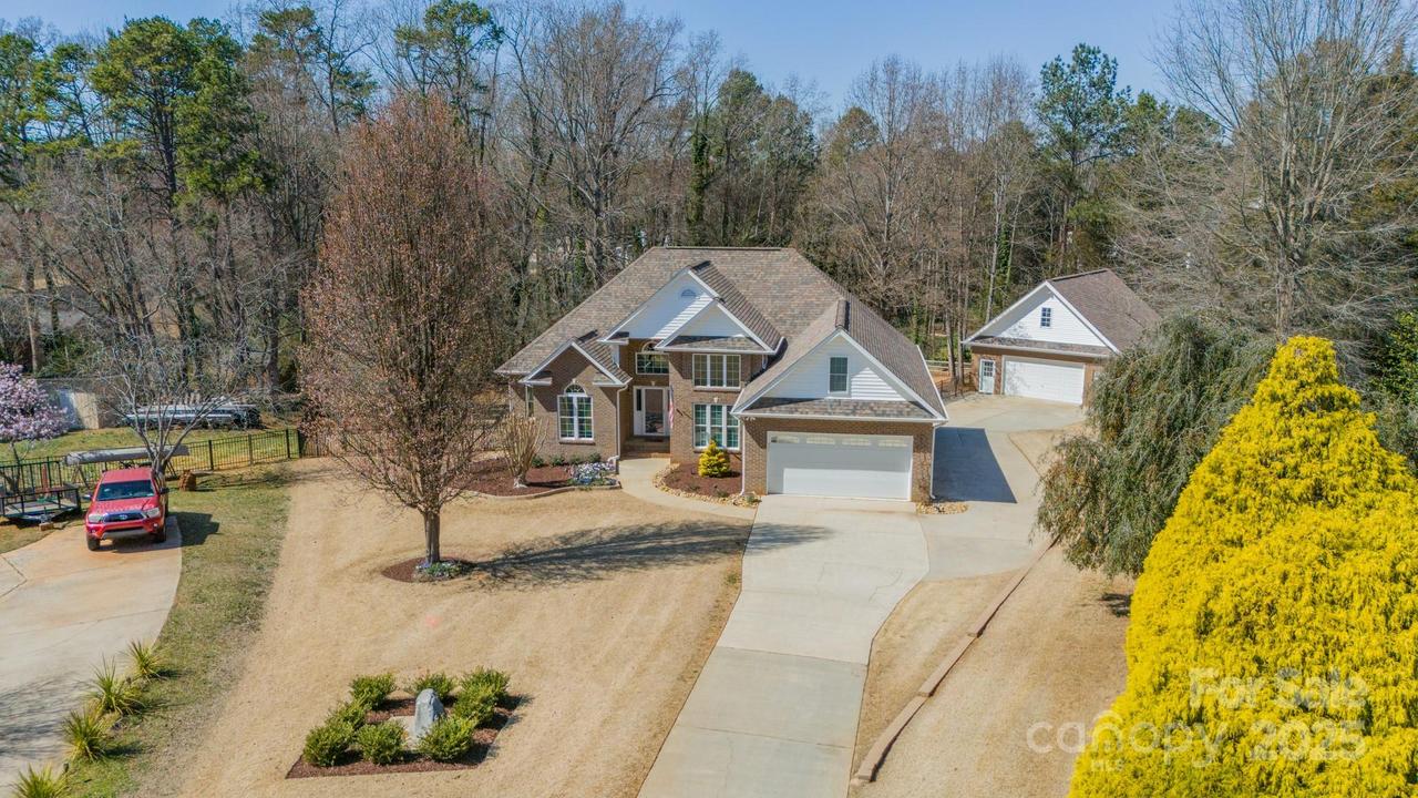 143 Shoreview Dr. #7, Mooresville, NC 28117