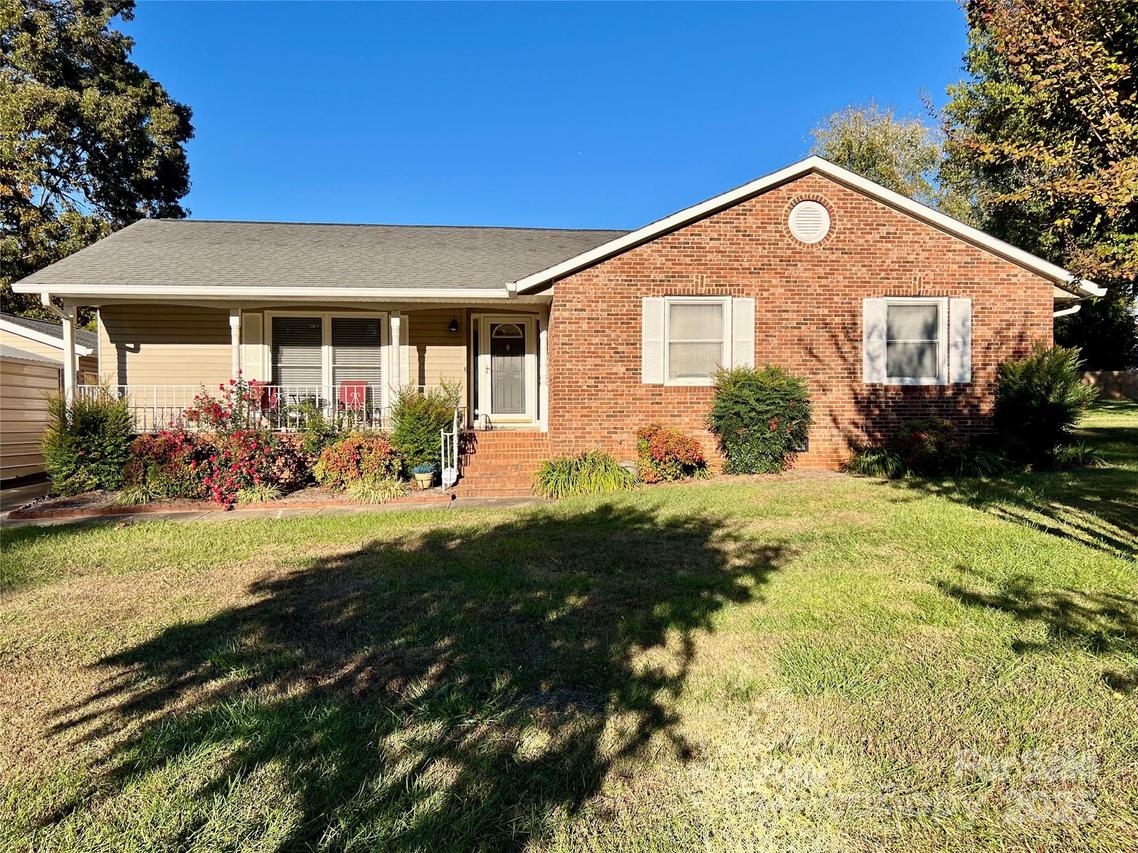 9026 Longview Dr., Charlotte, NC 28214